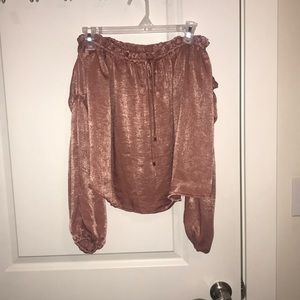 New Gianni Bini off the shoulder top